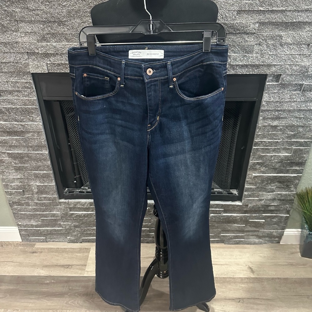 Levi's Signature Mid Rise Bootcut Jeans - Indigo